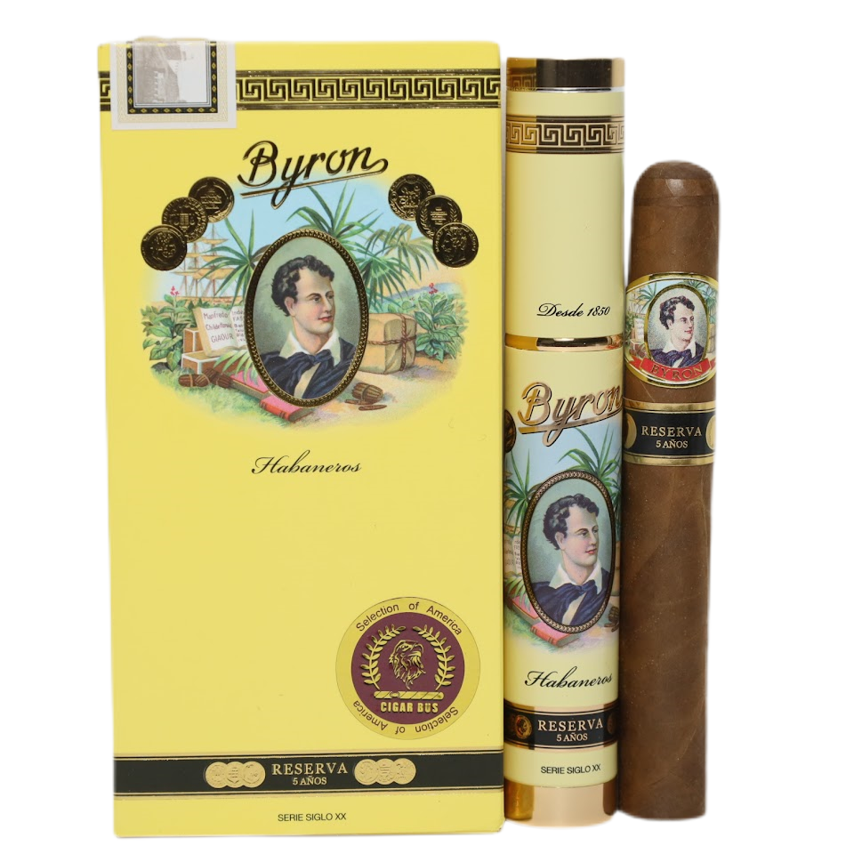 hazelbrook tobacco This week’s new stock at #lofleyclassics. Some really good pieces. Get in  touch if you’re interested. #advertisingantiques