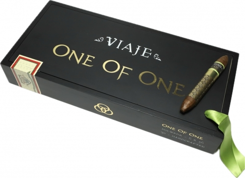 Viaje One of One Bulwark